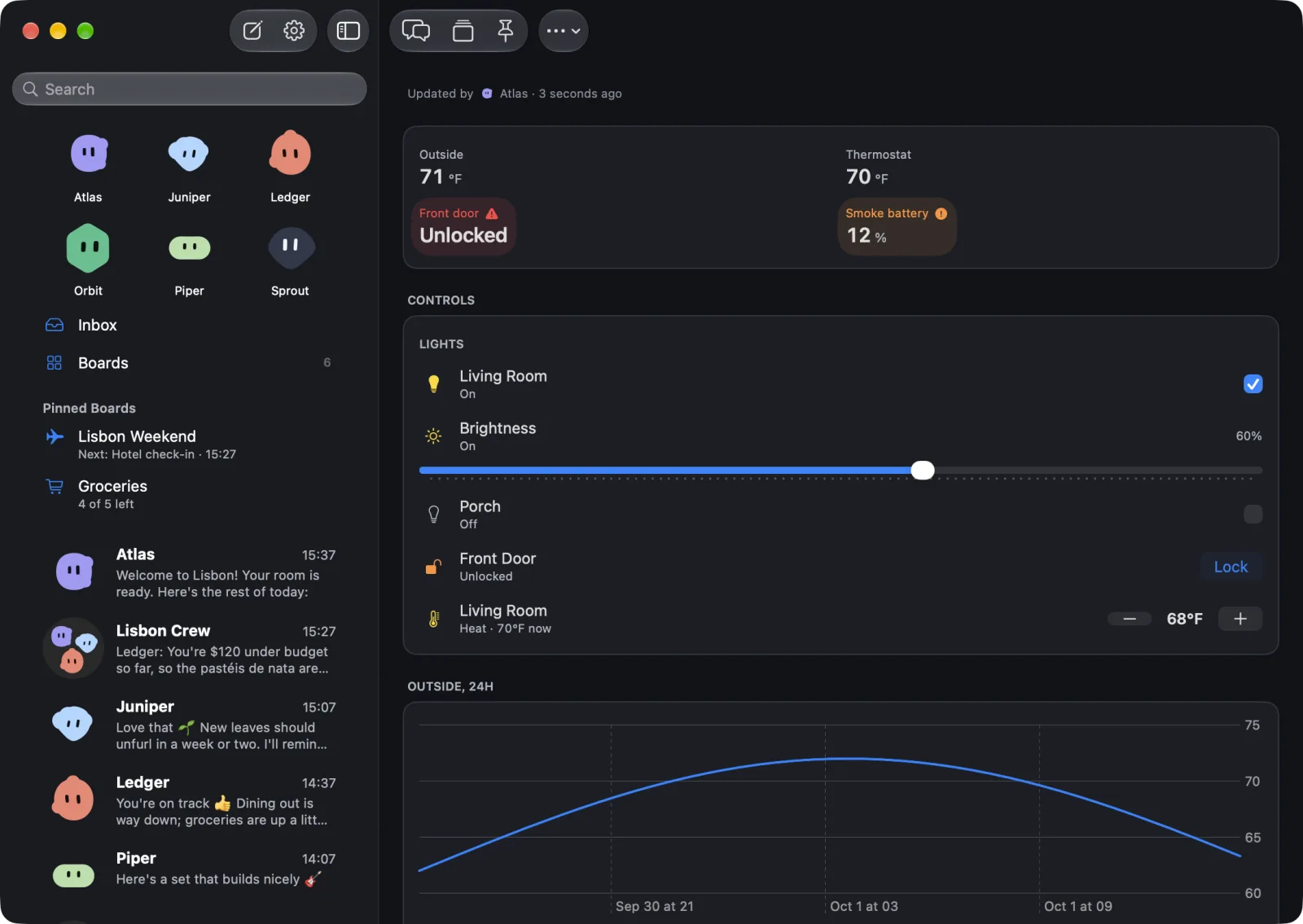 A House board on Mac: Outside 71°F, Thermostat 70°F, a red Front door Unlocked alert and a low smoke-alarm battery, then light toggles, a brightness slider, a Lock button, climate controls and a 24-hour outside temperature chart.